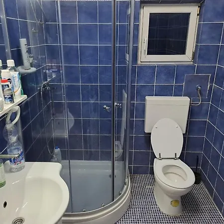 Borat Apartmani. 아파트 *